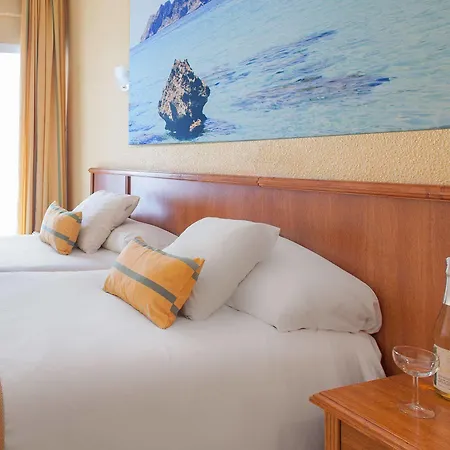 Magic Fenicia בנידורם